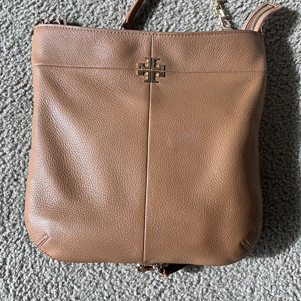 Tory Burch Ivy Swingpack Leather Hobo - Picture 13 of 15